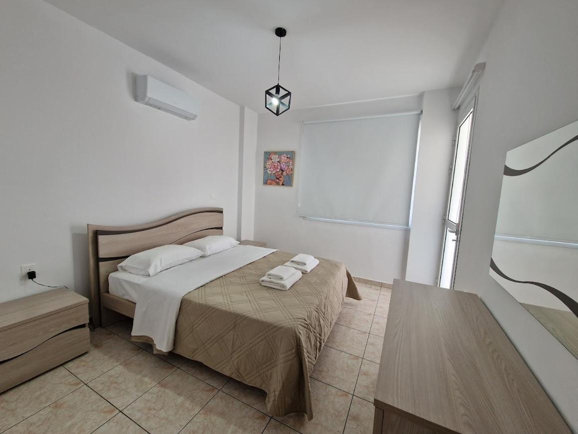 Laertis Apartments - By Imh Travel & Tours Paphos Bagian luar foto